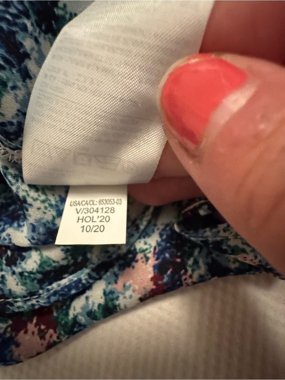 Banana Republic Navy Multi Floral Pleated Cap Sleeve Blouse - Picture 7 of 7